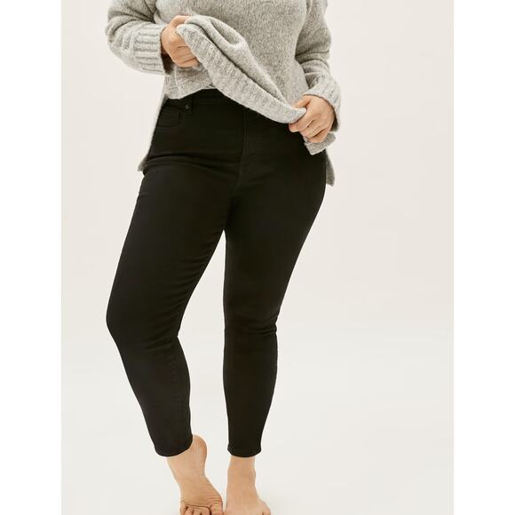 NWT Everlane The Curvy Authentic Stretch High Rise Skinny Jean in Black - Picture 1 of 13